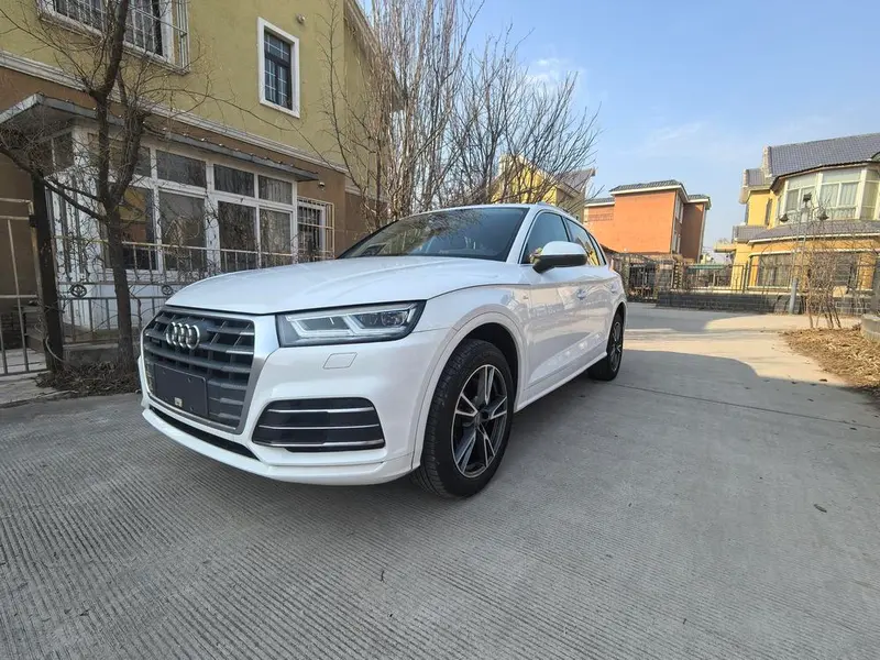 Audi Q5L, 2018