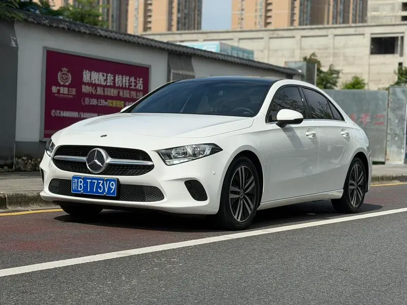 Mercedes-Benz A-Class A 180 L, 2022 — фото 1