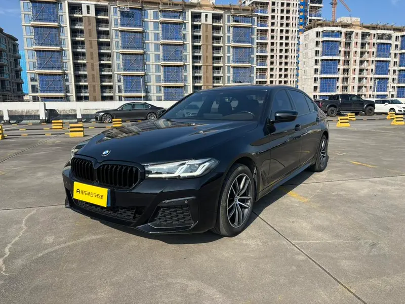 BMW 5-Series, 2021
