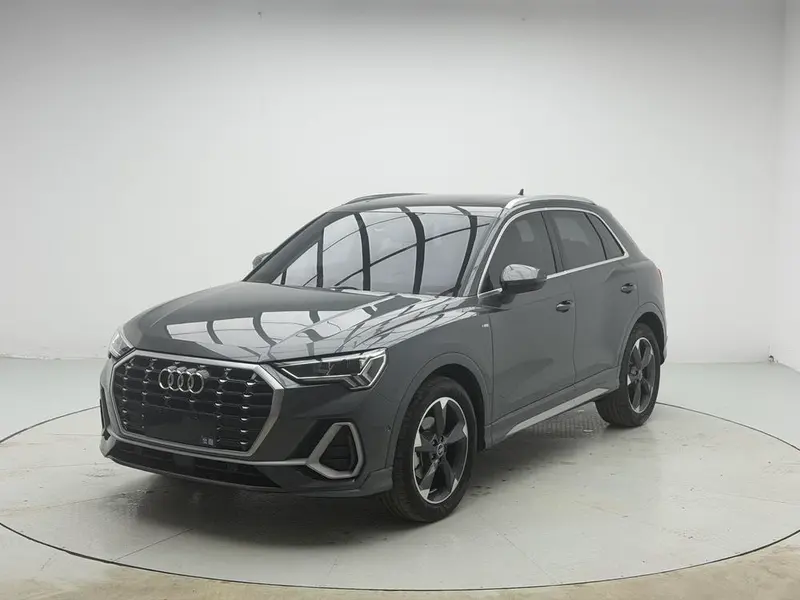 Audi Q3 35 TFSI Fashion Version, 2023 — фото 1