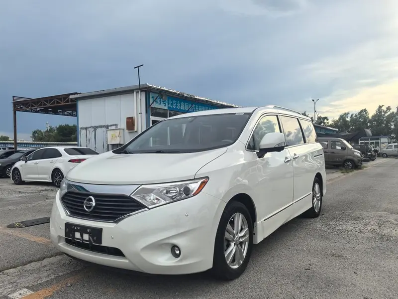 Nissan Quest, 2015