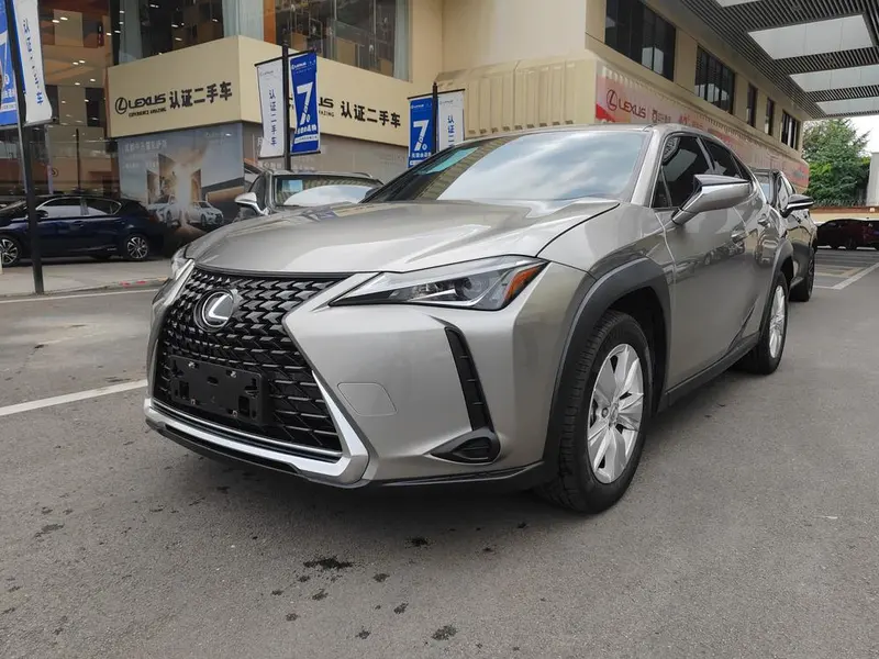 Lexus UX, 2020