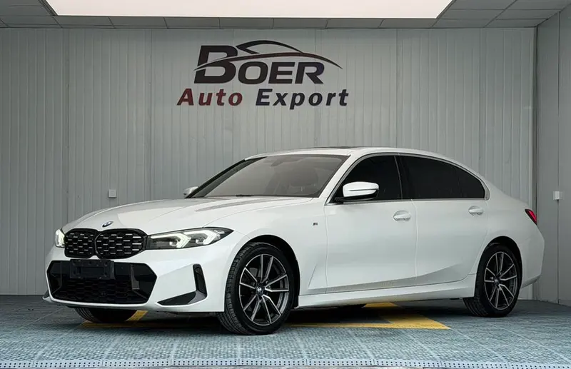 BMW 3-Series, 2023