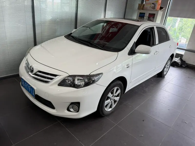 Toyota Corolla Edition 1.6L Auto Cool Version GL, 2013 — фото 1