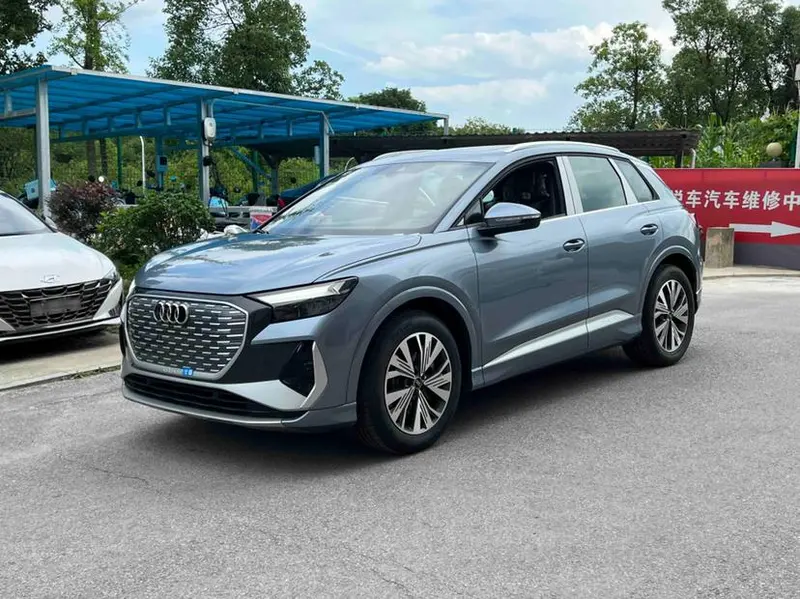 Audi Q4 e-tron, 2024