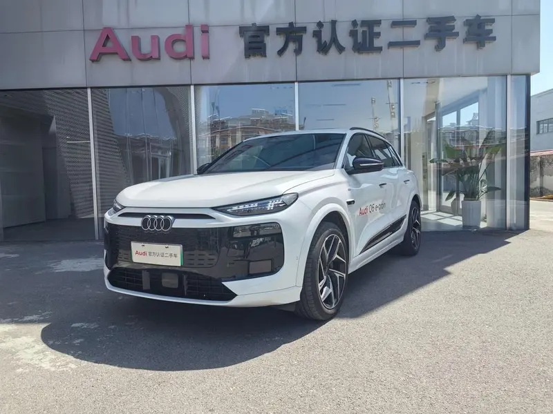 Audi Q6L e-tron Navigator Edition, 2026 — фото 1