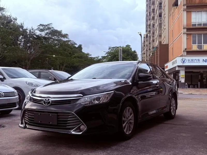 Toyota Camry, 2015