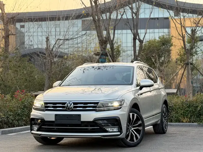 Volkswagen Tiguan L, 2021