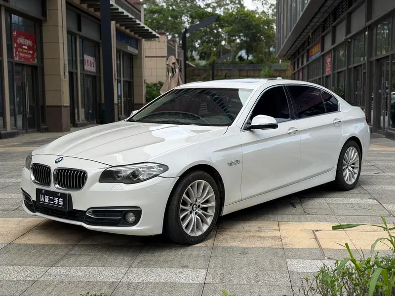 BMW 5-Series, 2017