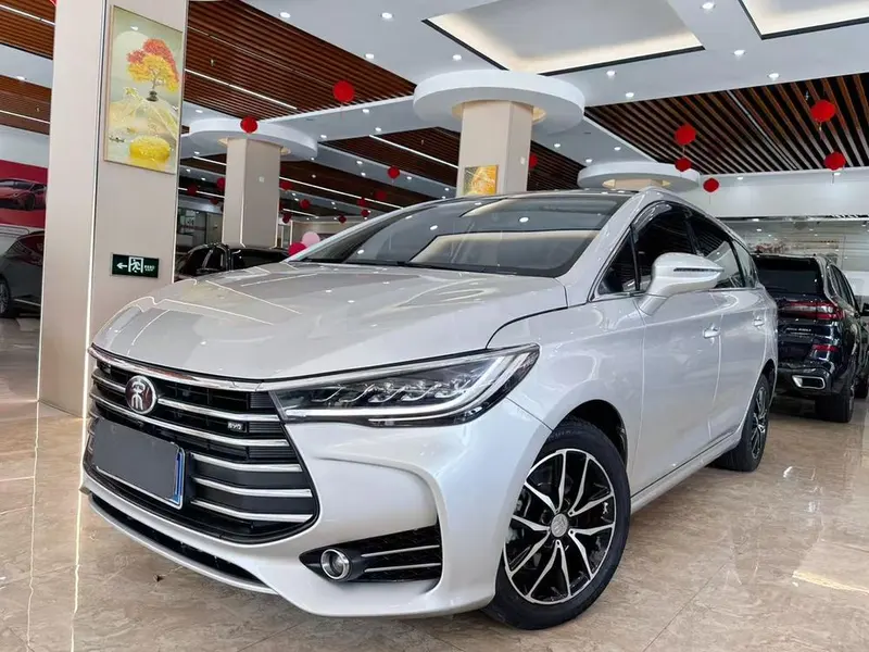 BYD Song MAX, 2017