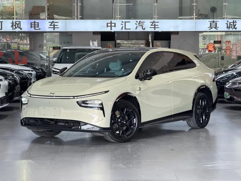 XPeng G7, 2025