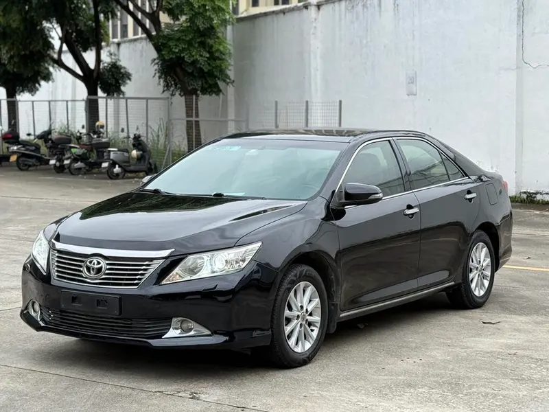 Toyota Camry, 2013