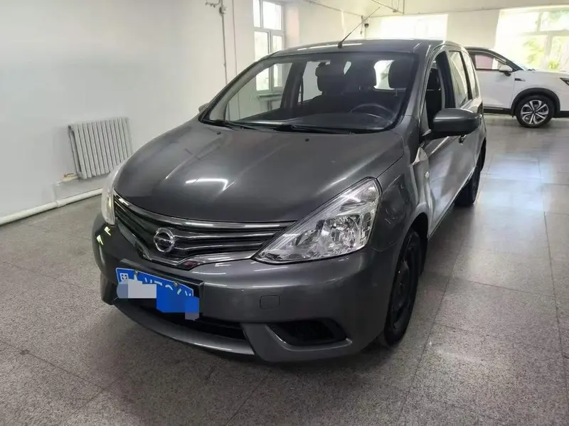 Nissan Livina 1.6XE CVT Comfort Edition, 2015 — фото 1