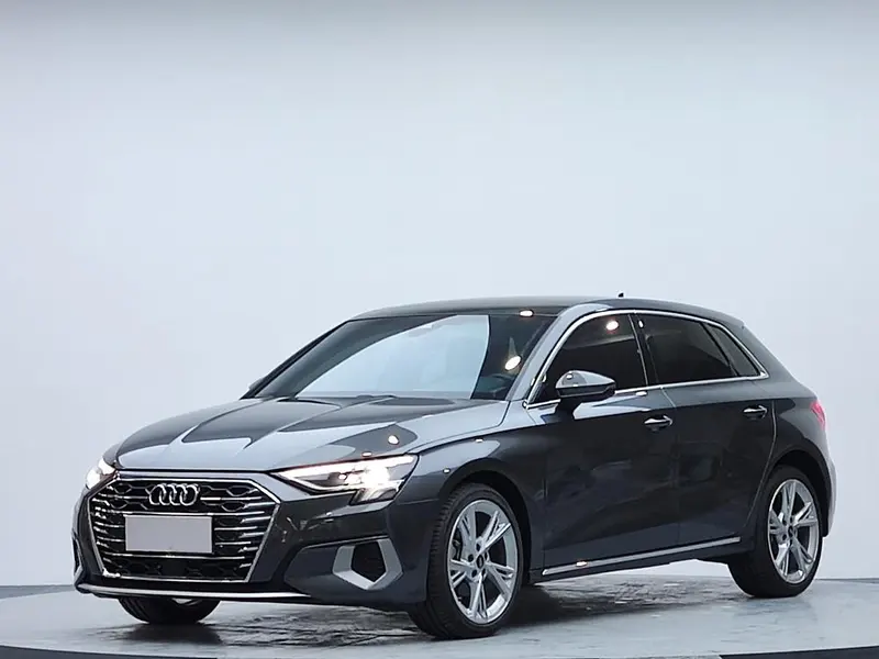 Audi A3 Sportback 35 TFSI Fashion Elite Version, 2023 — фото 1