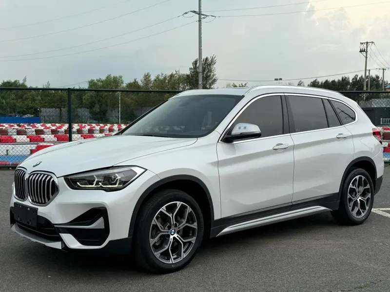BMW X1 sDrive20Li Fashion Version, 2022 — фото 1