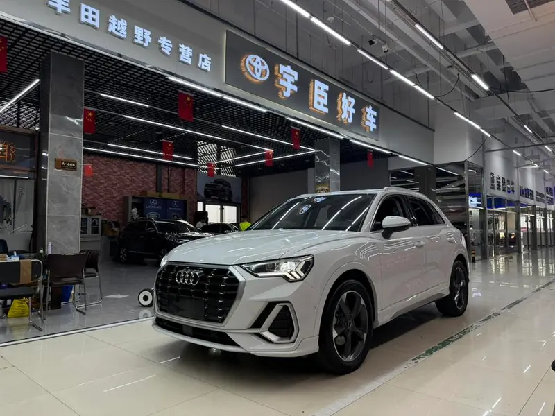 Audi Q3 35 TFSI Fashion Version, 2022 — фото 1