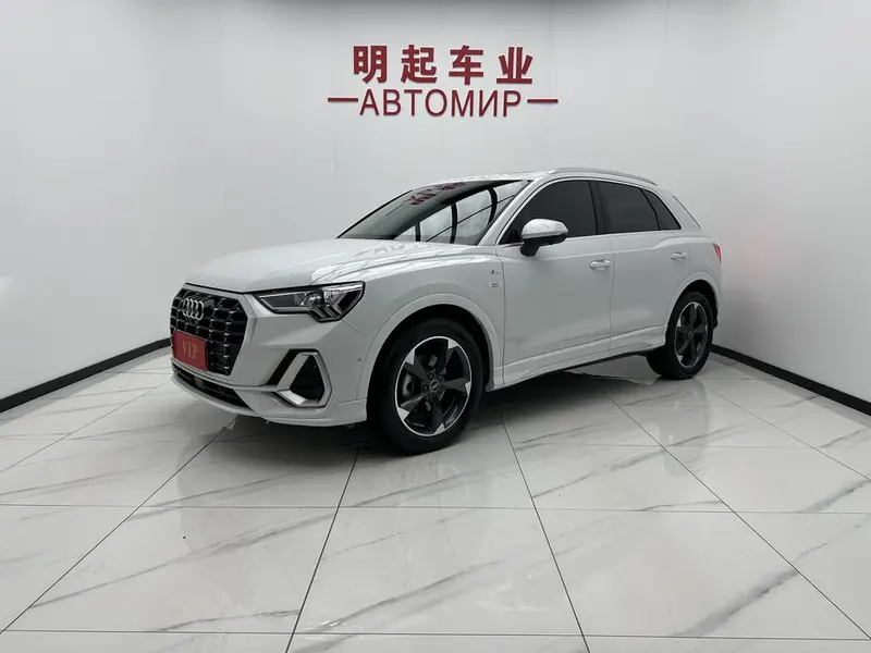 Audi Q3 35 TFSI Fashion Version, 2023 — фото 1