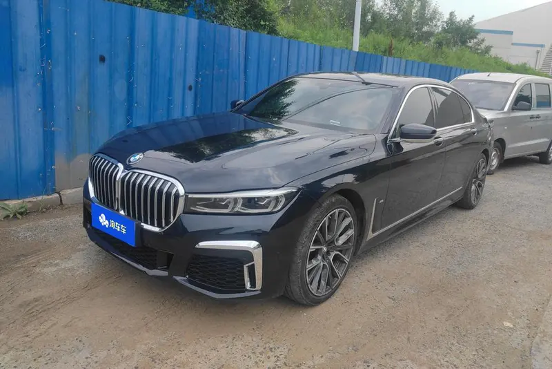 BMW 7-Series 740Li Leading Version M Sport, 2019 — фото 1