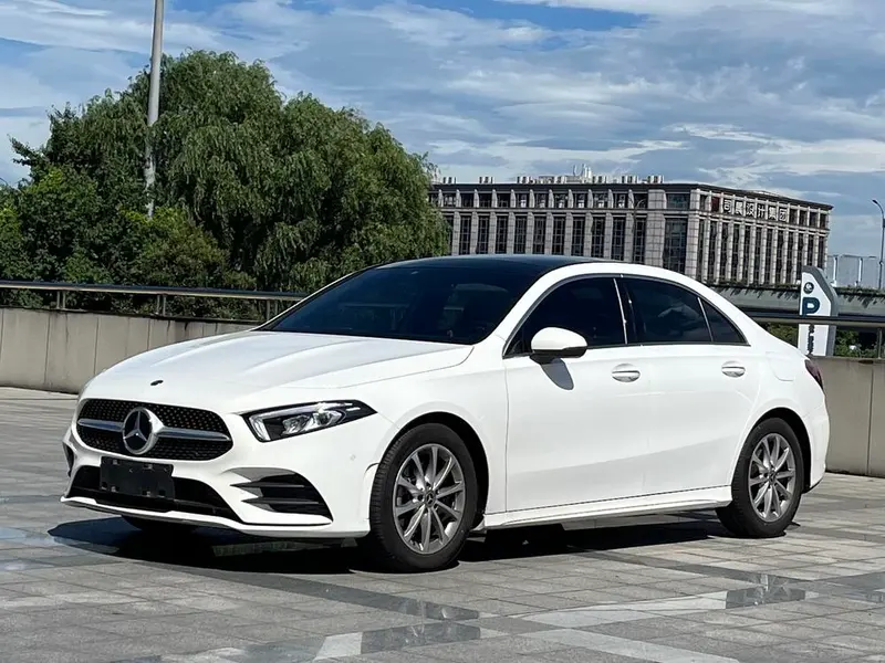 Mercedes-Benz A-Class A 200 L, 2019 — фото 1