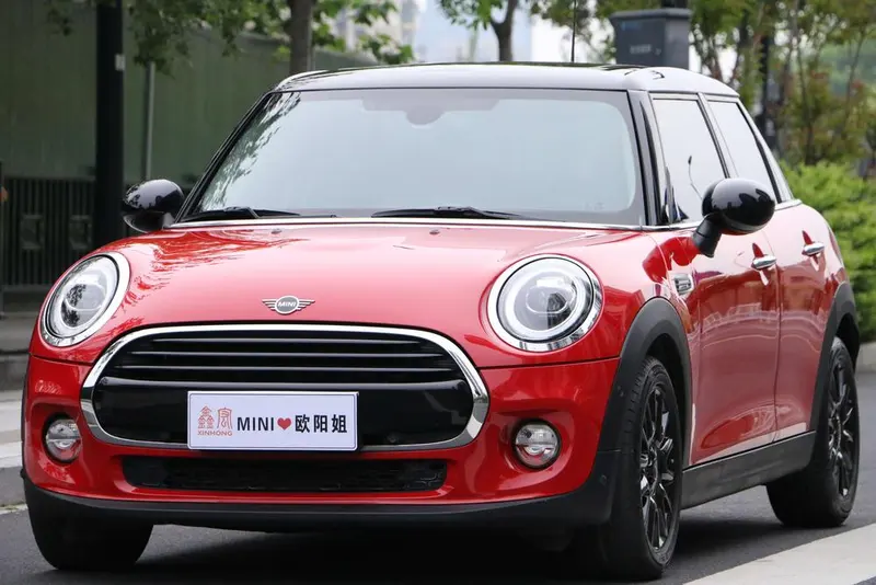 MINI MINI 1.5T COOPER Classic Edition, 2018 — фото 1