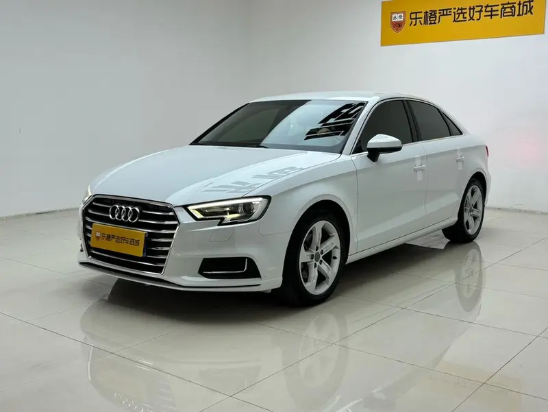 Audi A3 Limousine 35 TFSI Version CN5, 2020 — фото 1