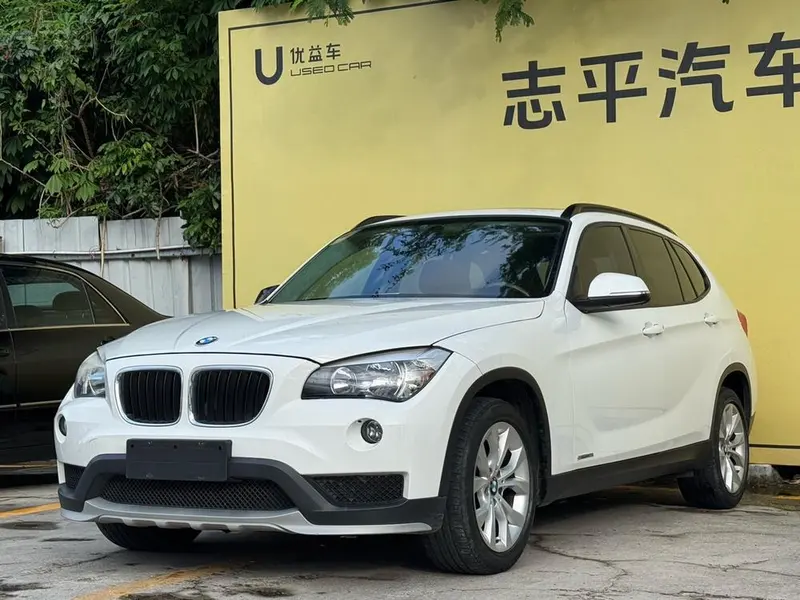 BMW X1 sDrive18i Fashion Version, 2014 — фото 1