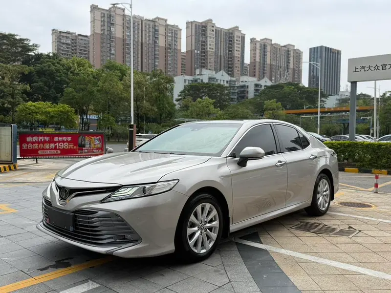 Toyota Camry, 2019
