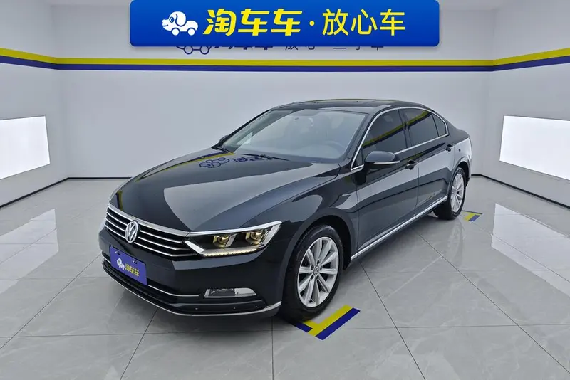 Volkswagen Magotan 330TSI DSG Leading Version CN6, 2019 — фото 1