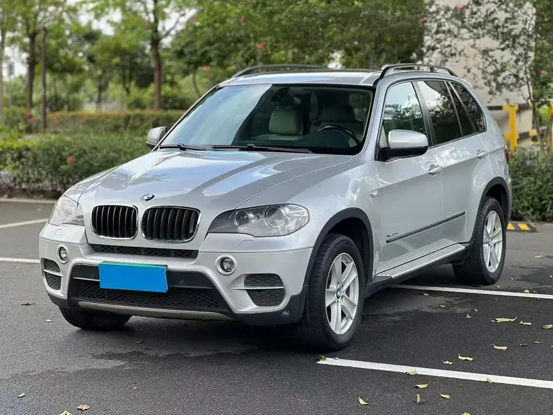 BMW X5 (Import), 2011