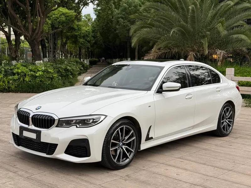 BMW 3-Series, 2021