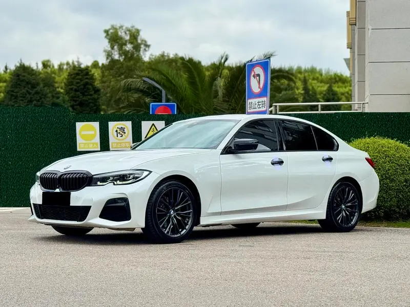BMW 3-Series, 2020