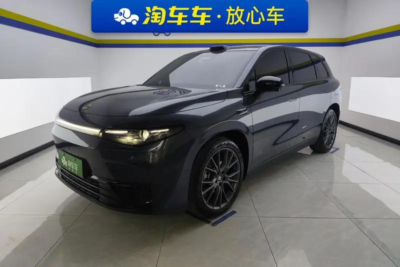 Leapmotor C10 EREV 210 Lidar Edition, 2024 — фото 1