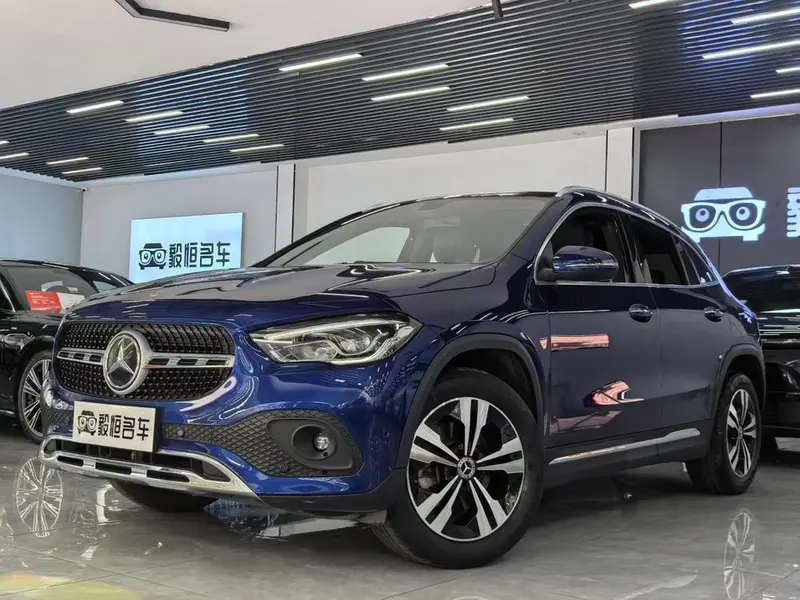 Mercedes-Benz GLA GLA 200, 2020 — фото 1