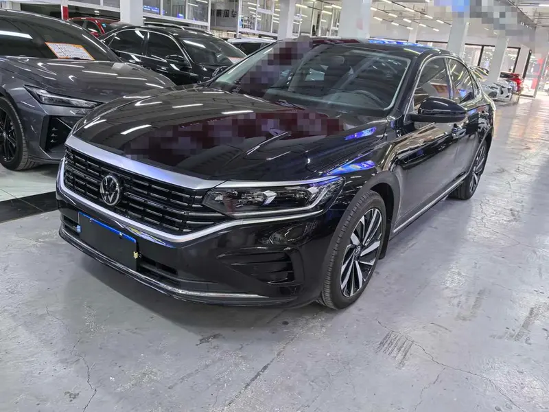 Volkswagen Passat, 2023