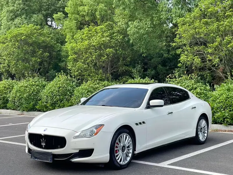 Maserati Quattroporte, 2013