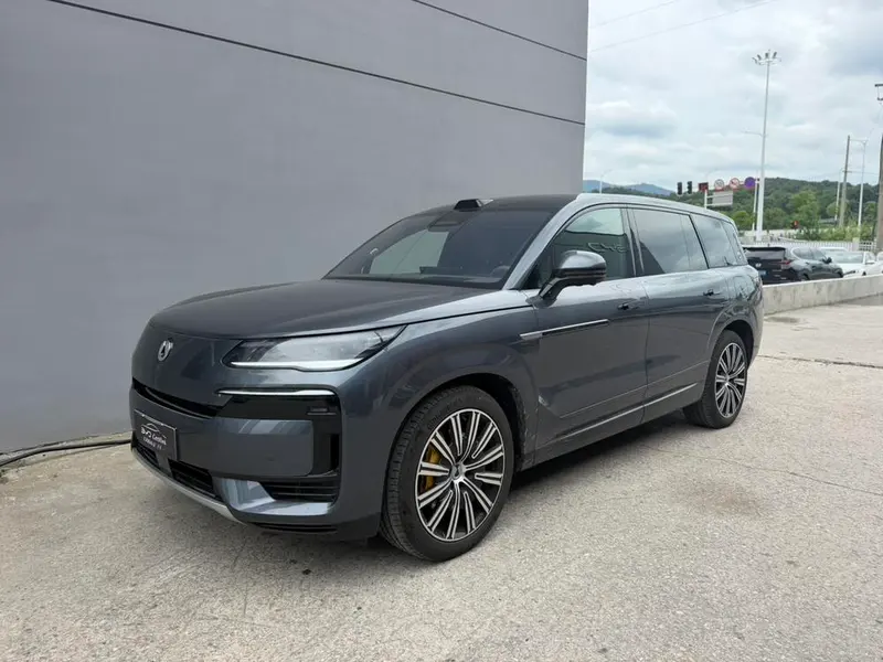 Denza N9 DM, 2025