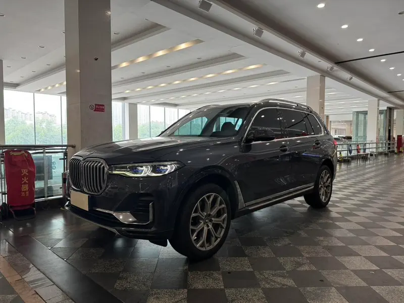 BMW X7, 2020