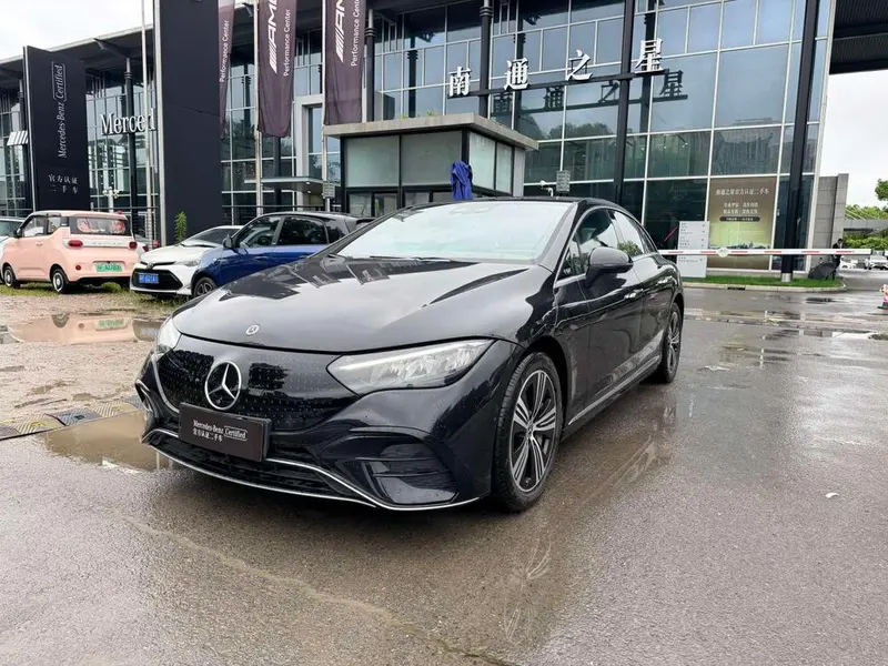 Mercedes-Benz EQE, 2025
