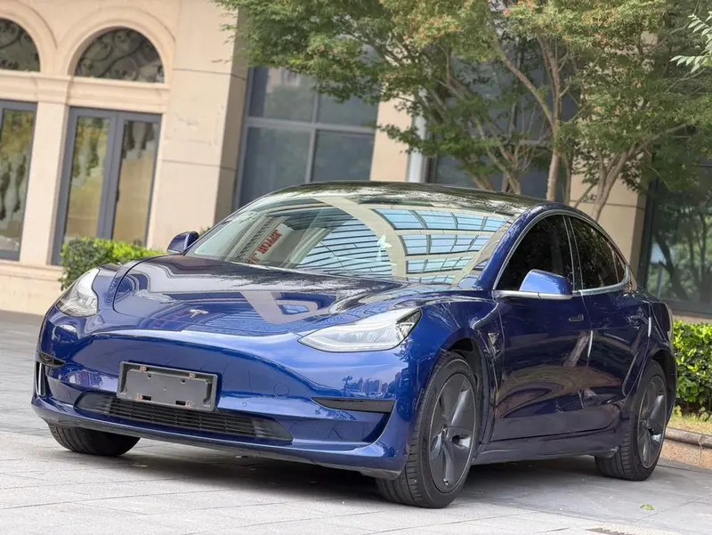 Tesla Model 3, 2020