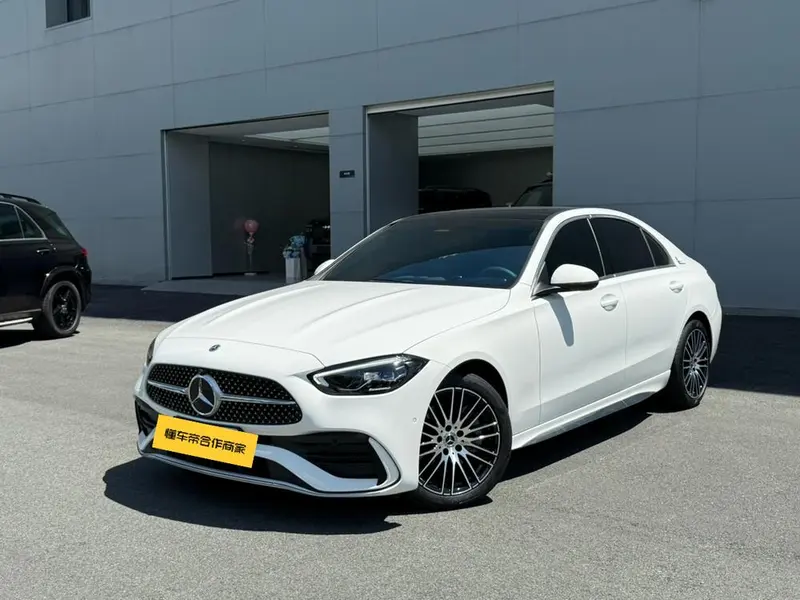 Mercedes-Benz C-Class, 2024