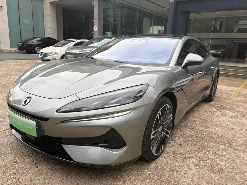 Denza Z9 GT DM, 2024