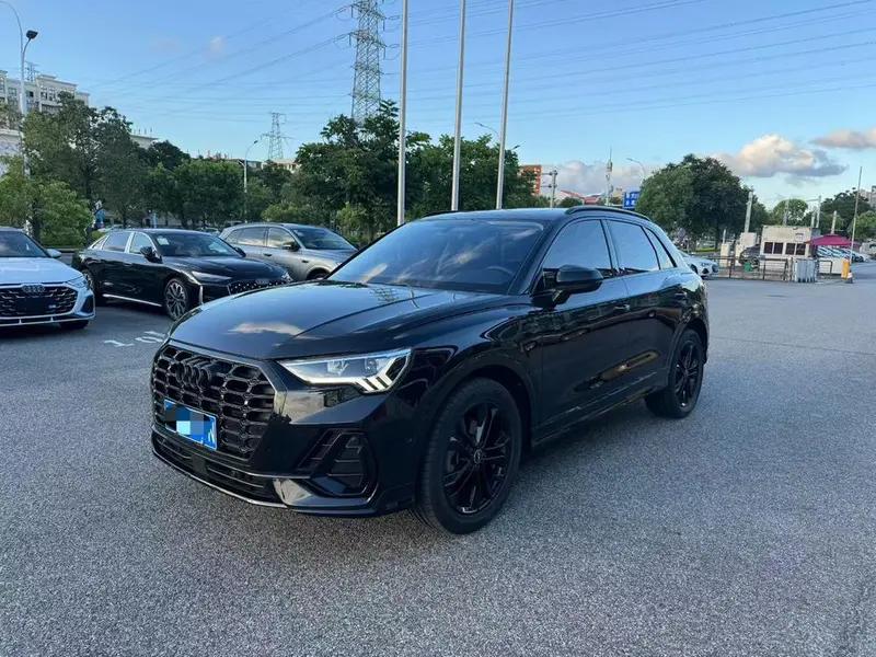 Audi Q3 Facelift 40 TFSI Fashion Version, 2023 — фото 1