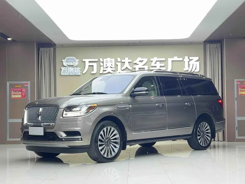 Lincoln Navigator 3.5T Auto 4WD 7 Seater Parallel Import, 2018 — фото 1