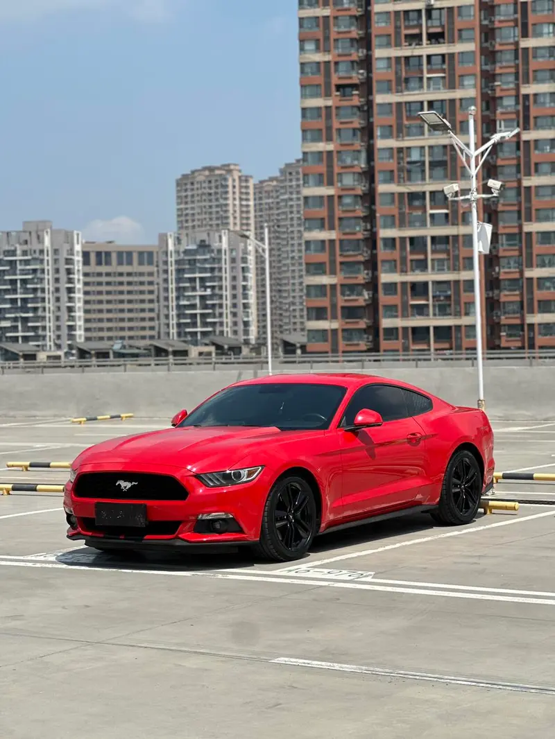 Ford Mustang, 2015