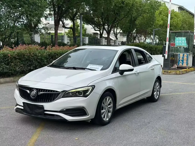 Buick Verano Sedan 15S Auto Version, 2018 — фото 1