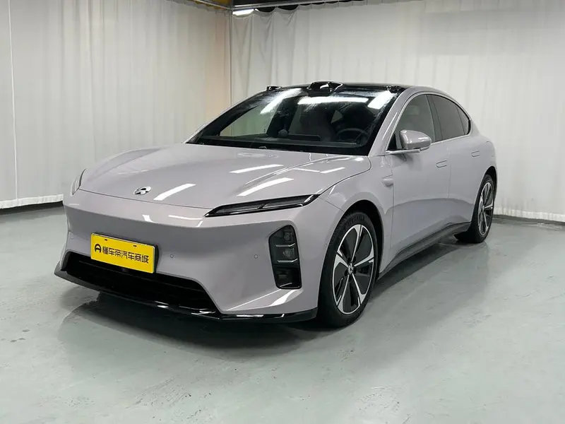 NIO ET5, 2025