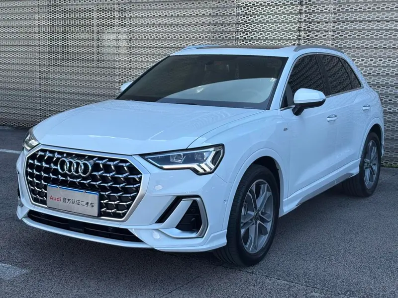 Audi Q3 40 TFSI Fashion Version, 2024 — фото 1