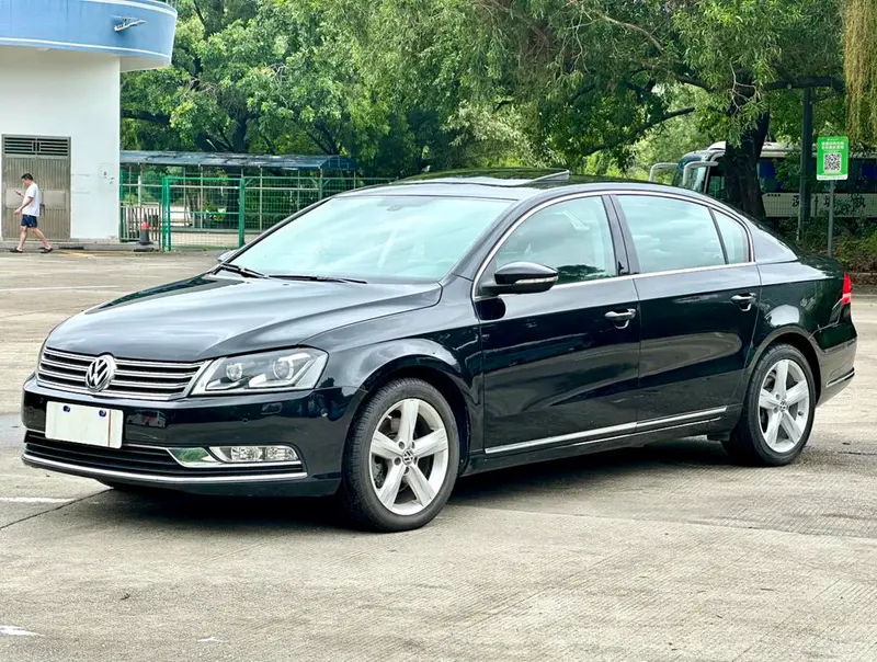 Volkswagen Magotan 1.8TSI Premium Version, 2015 — фото 1