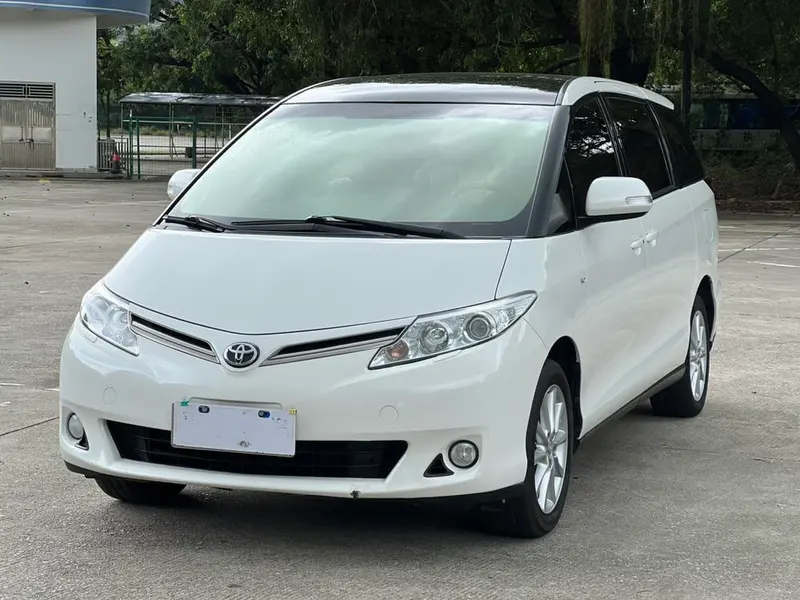 Toyota Previa 2.4L Parallel Import, 2018 — фото 1