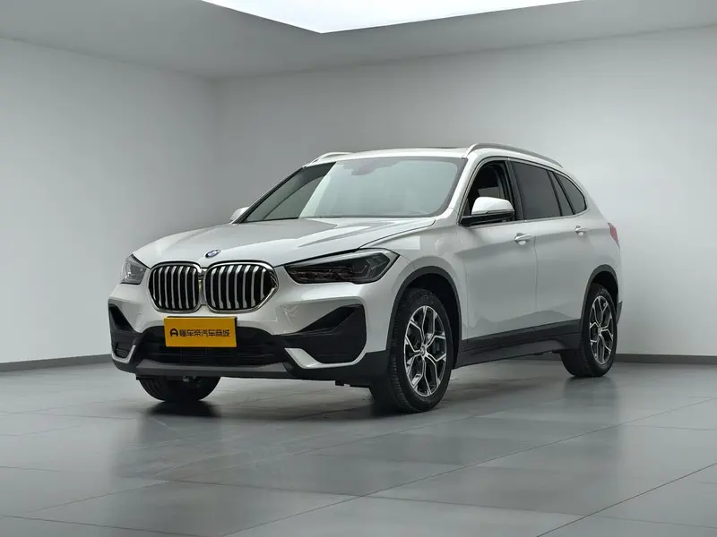 BMW X1 sDrive25Li Leading Version, 2022 — фото 1